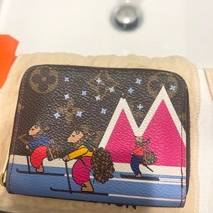 Louis Vuitton Limited Edition Christmas Zippy